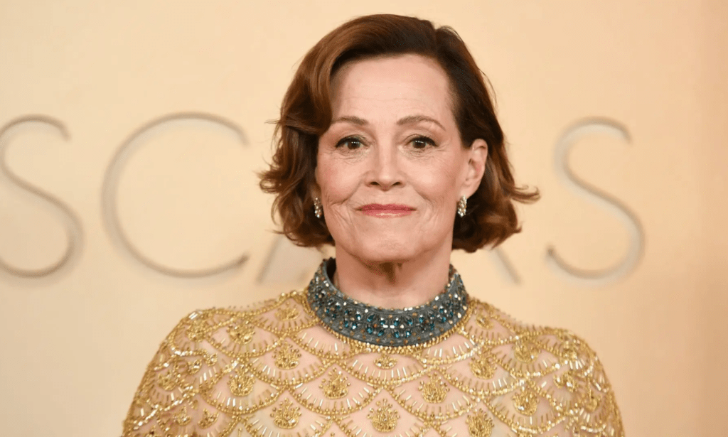 Sigourney Weaver